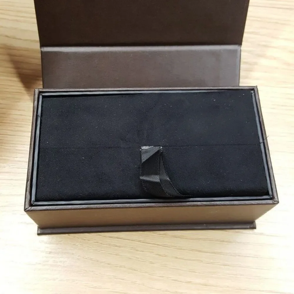 OX & BULL TRADING COMPANY Gold Onyx Cufflinks + Shirt Studs Set